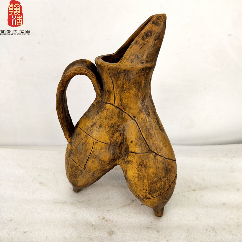 白陶鬶青铜时代二里头文化1960年河南巩县出土现藏河南省博物馆