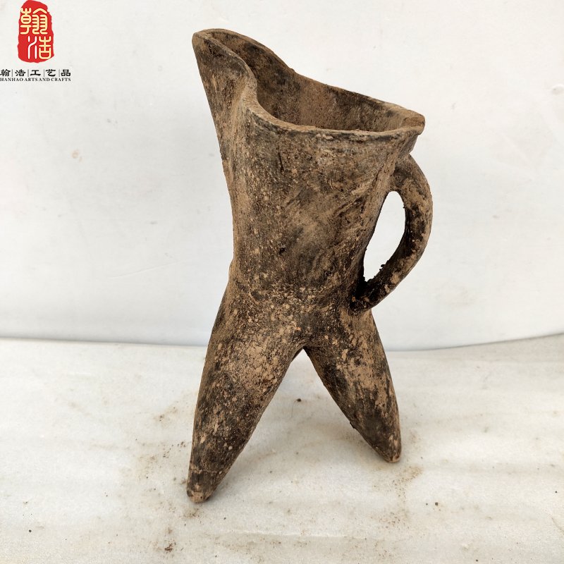 二里头白陶鬶酒器摆件河南省偃师市二里头遗址